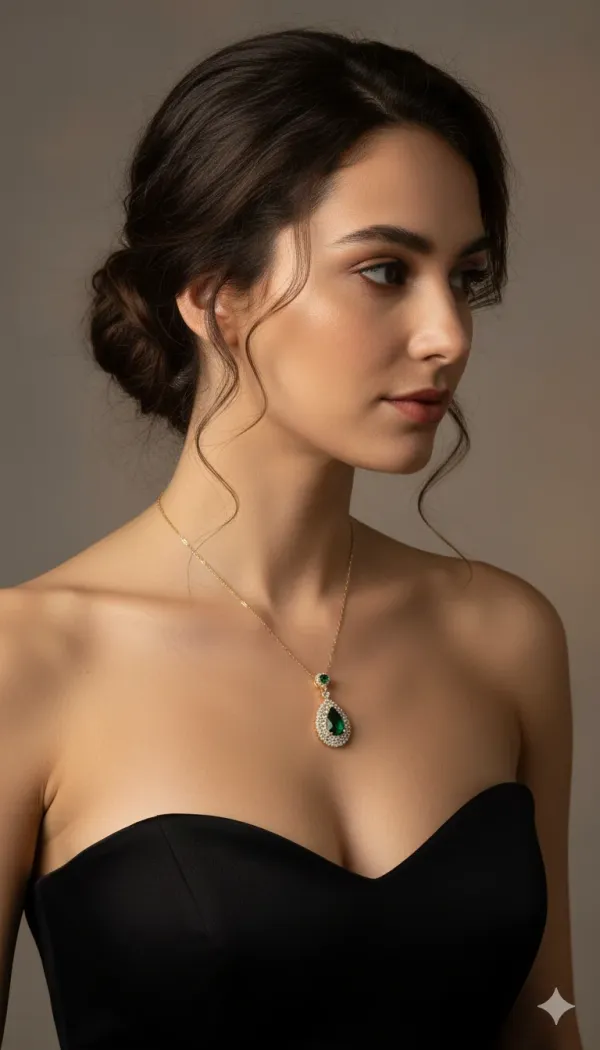 Emerald_Green_Teardrop_Pendant_Necklace