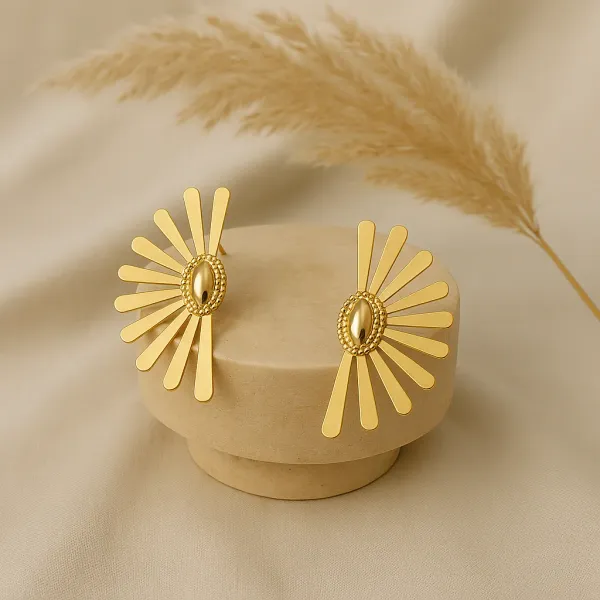 Gold_Plated_Flower_Shaped_Anti_Tarnish_Earrings