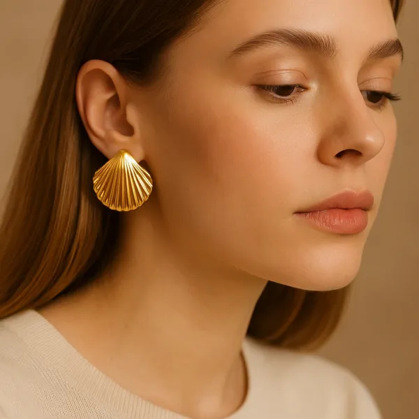 Gold_Plated_Shell_Shaped_Anti_Tarnish_Earrings