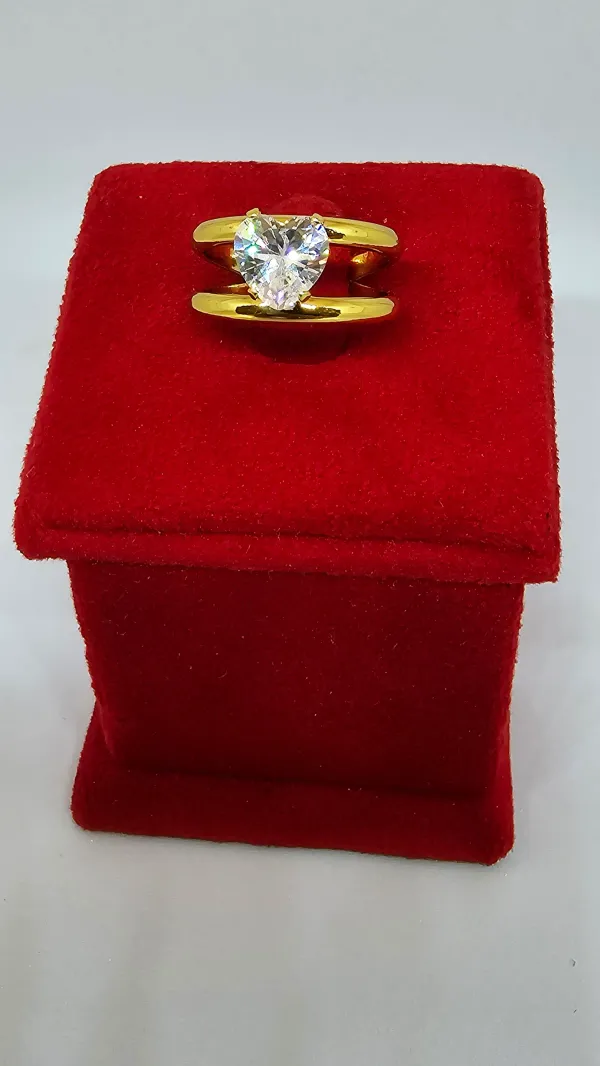 Heart_Cut_Gold_Plated_Ring