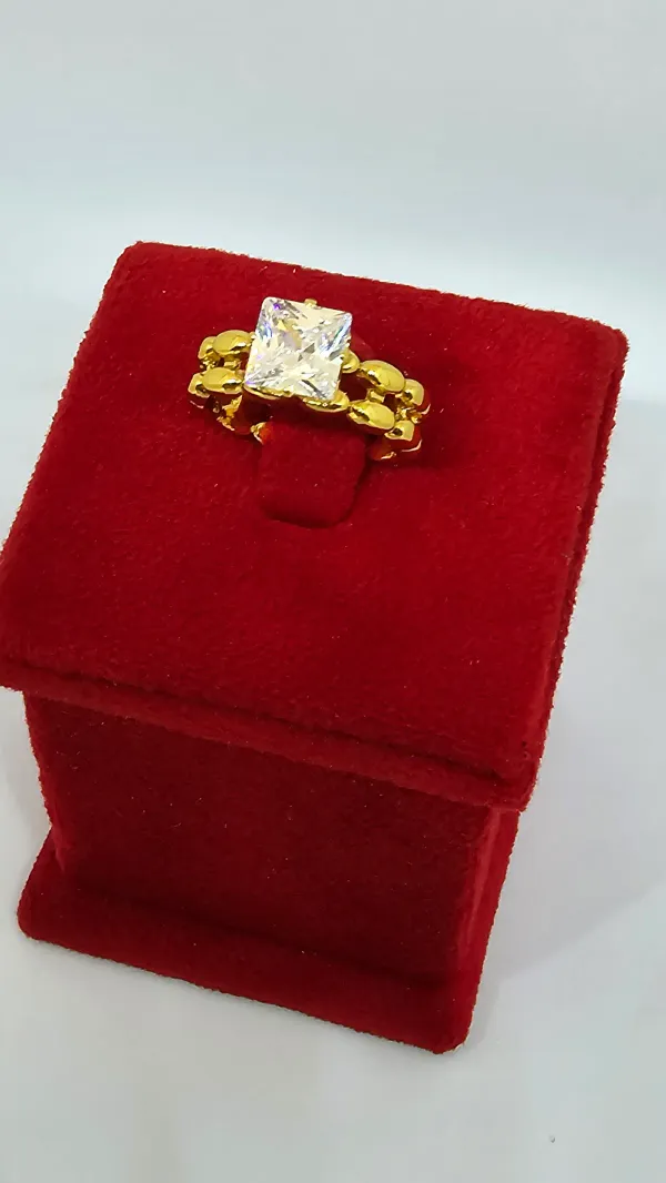 Square_Cut_Solitaire_Statement_Ring