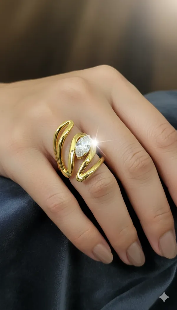 Elegant_Gold_Plated_Designer_Ring_With_Solitaire