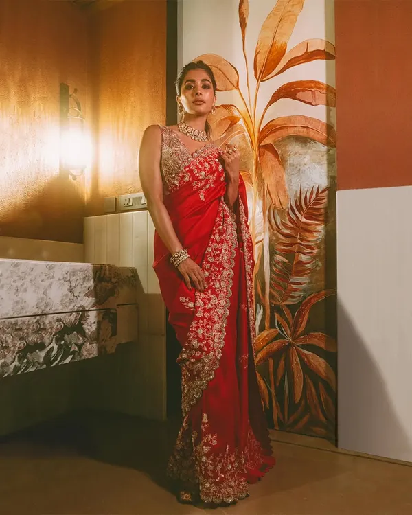 Red_Heavy_Rangoli_Silk_Premium_Saree_For_Women