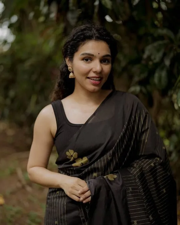 Black_Cotton_Premium_And_Elegant_Saree_For_Women