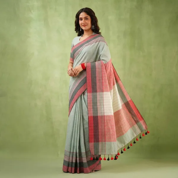 Grey_Linen_And_Cotton_Premium_Saree_For_Women
