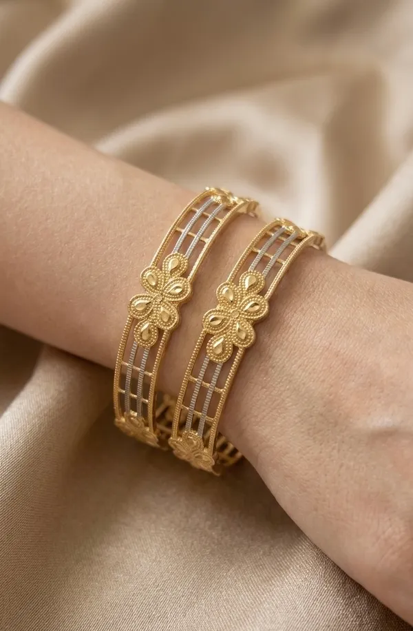 Gold_Metal_Filigree_Ruby_Stone_Peacock_Bangle_Set_For_Women