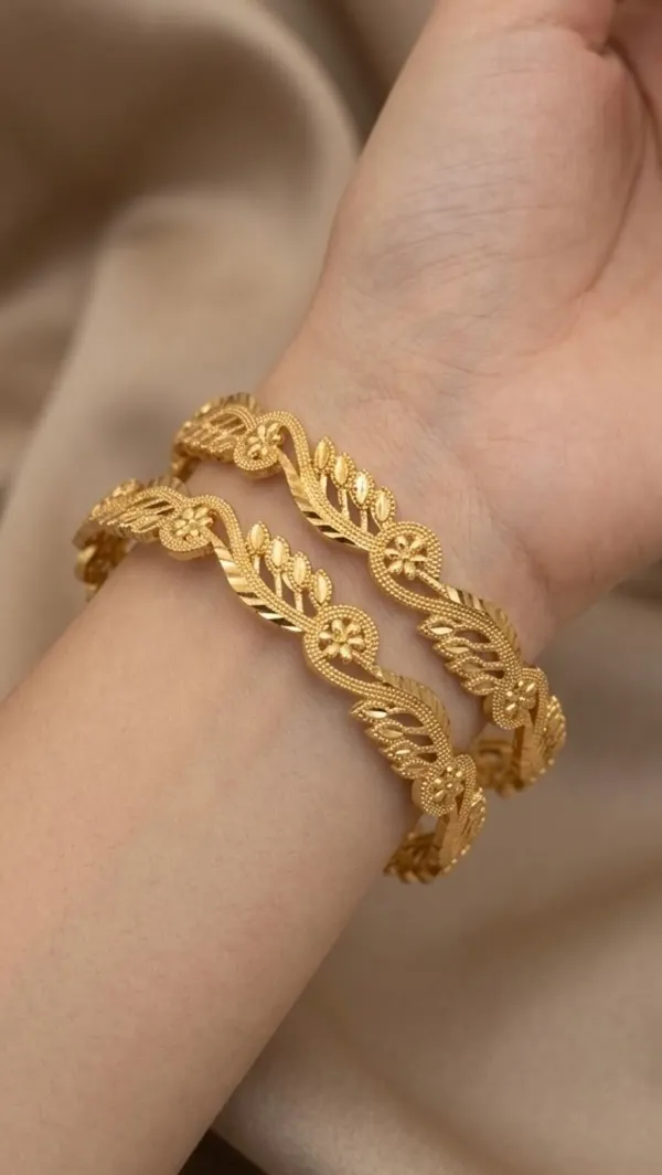 Gold_Plated_Floral_Vine_Pattern_Bangle_Set_For_Women