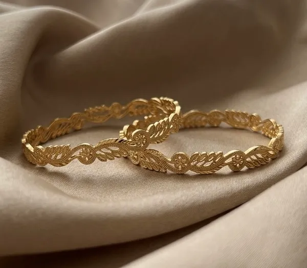 Gold_Floral_Vine_Pattern_Traditional_Bangles_For_Women_(Set_Of_2)