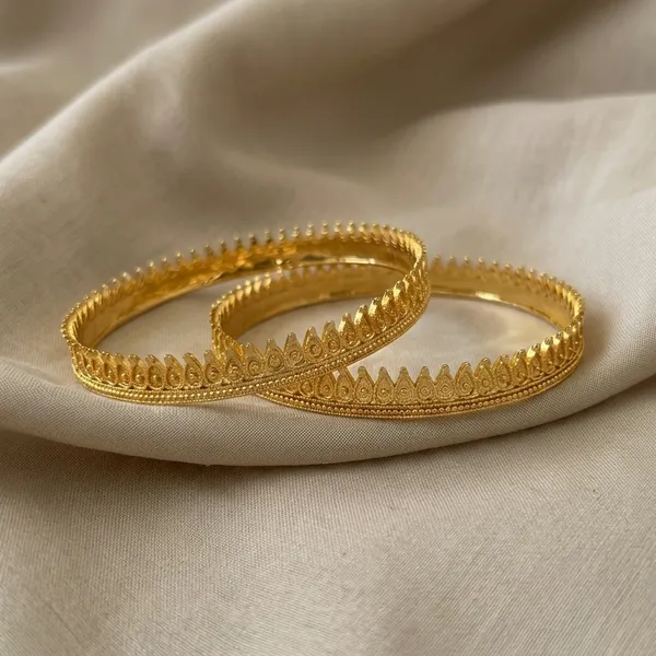 Gold_Traditional_Lakshmi_Temple_Design_Bangles_For_Women_(Set_Of_2)