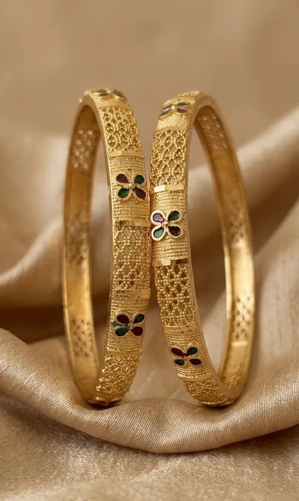 Gold_Textured_Floral_Enamel_Bangles_For_Women_(Set_Of_2)