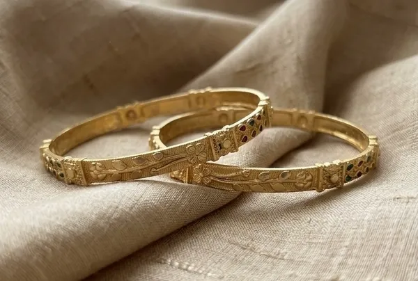 Gold_Plated_Traditional_Engraved_Bangles_For_Women_(Set_Of_2)