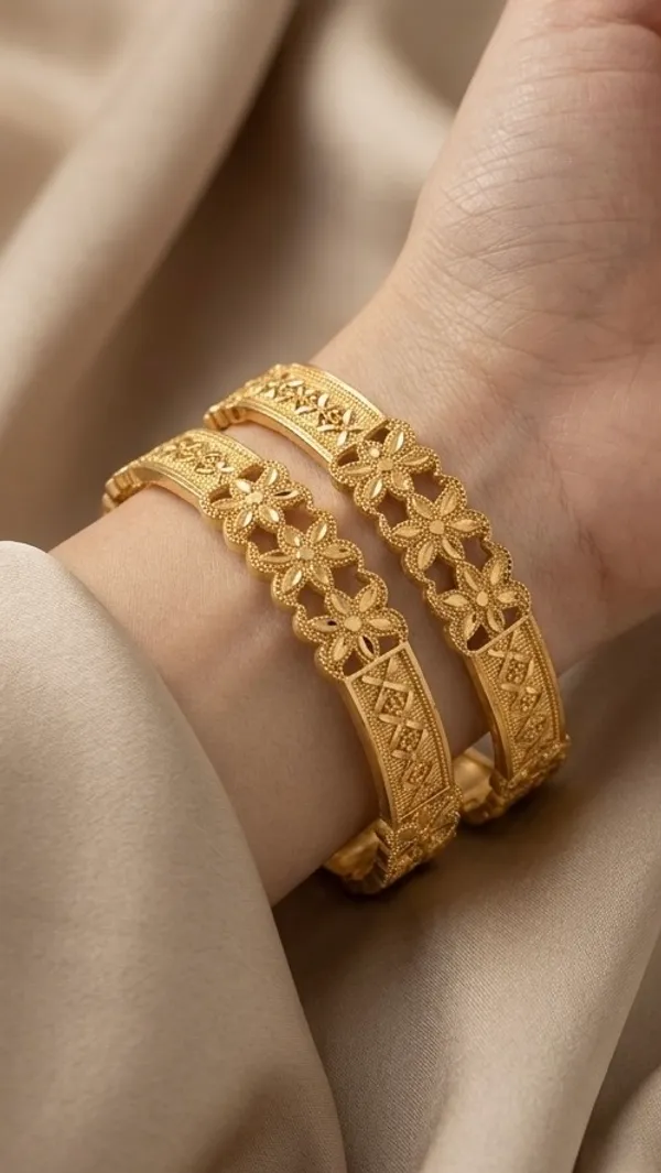 Gold_Textured_Floral_Meenakari_Bangles_For_Women_(Set_Of_3)