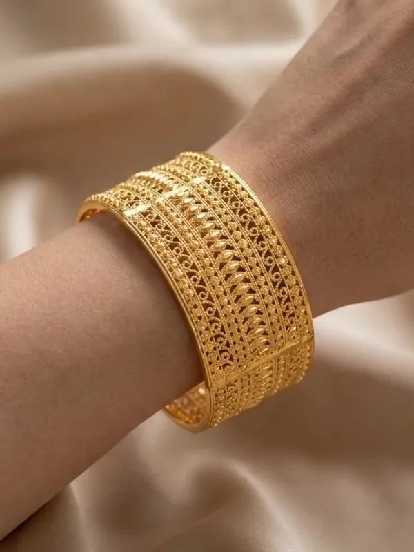 Gold_Textured_Twist_Pattern_Bangle_Set_For_Women_(Set_Of_2)