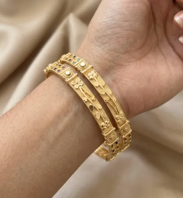 Gold_Plated_Traditional_Engraved_Bangles_For_Women_(Set_Of_2)
