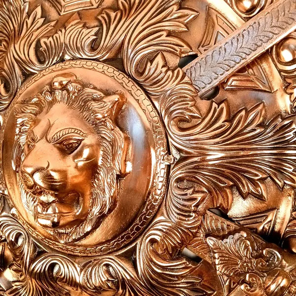Aluminium_Baroque_Sun_Face_Shield_Crossed_Swords_Wall_Hanging