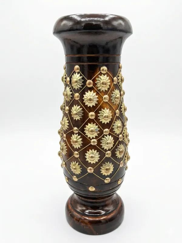 Wood_Traditional_Brass_Floral_Medallion_Decorative_Vase