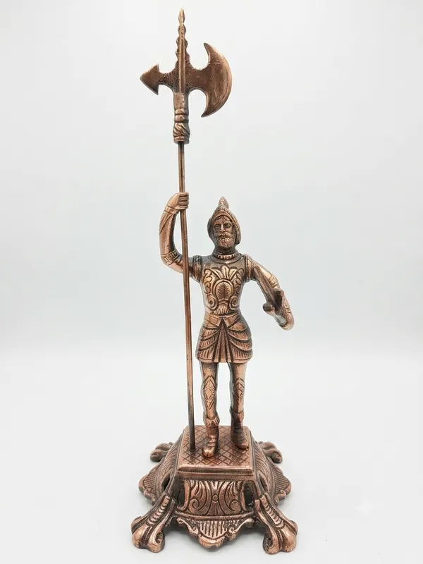 Aluminium_Medieval_Knight_Warrior_Axe_Figurine