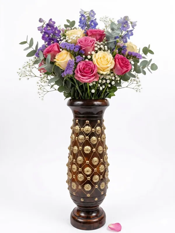 Wood_Traditional_Brass_Floral_Medallion_Decorative_Vase