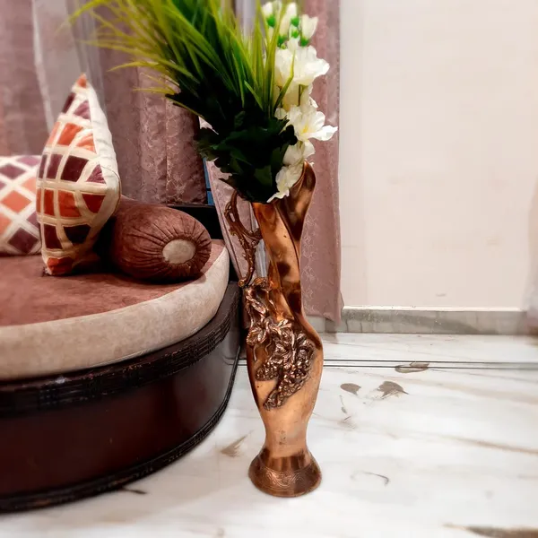 Aluminium_Antique_Grapevine_Embossed_Flower_Vase