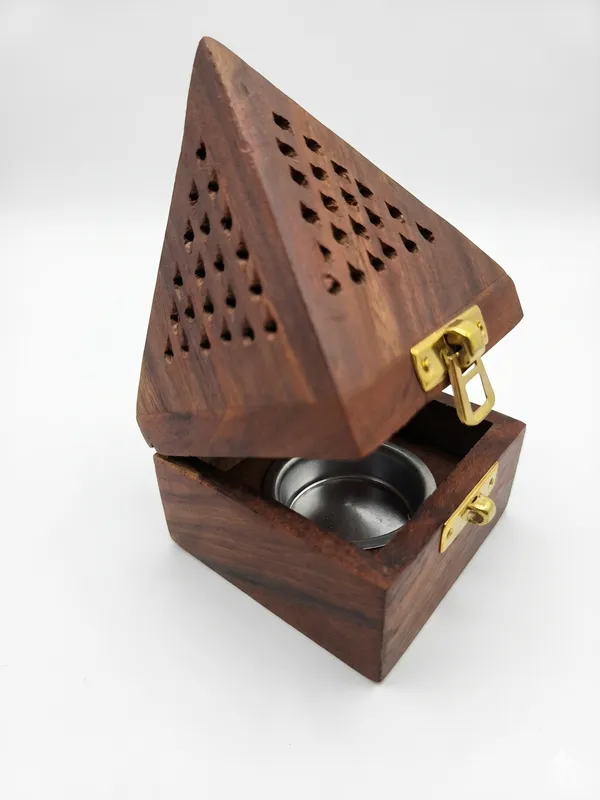 Wood_Rustic_Pyramid_Teardrop_Cutout_Incense_Holder