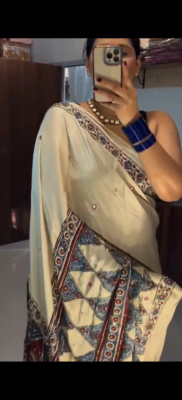 Chinon_Silk_Mirror_Work_Saree