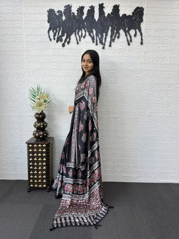 Gajji_Silk_Ajrakh_Saree
