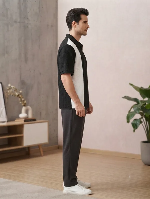 Karara_Cotton_Blend_Half_._Sleeve_Half_Zipper_Tshirt