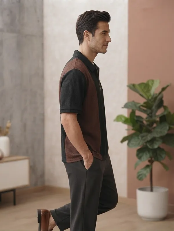 Karara_Cotton_Blend_Half_._Sleeve_Half_Zipper_Tshirt