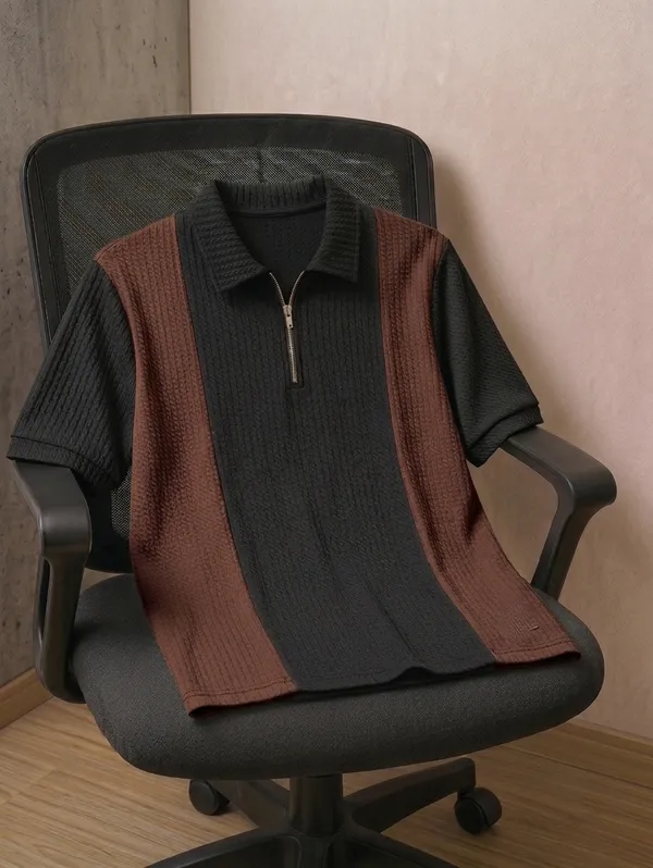 Karara_Cotton_Blend_Half_._Sleeve_Half_Zipper_Tshirt