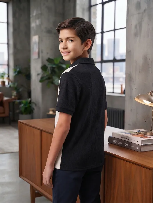 Kids_Karara_Half-Sleeve_Tshirt_Contras