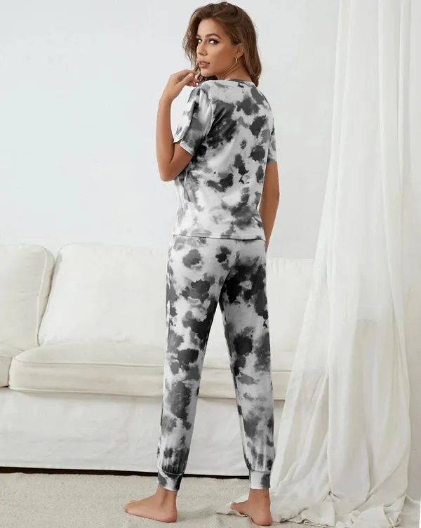 Multicolor_Premium_And_Elegant_Polyester_Night_Suit_Set_For_Women_Pack_Of_2