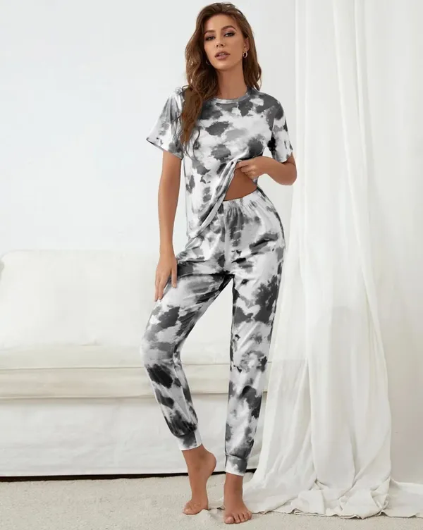 Multicolor_Premium_And_Elegant_Polyester_Night_Suit_Set_For_Women_Pack_Of_2