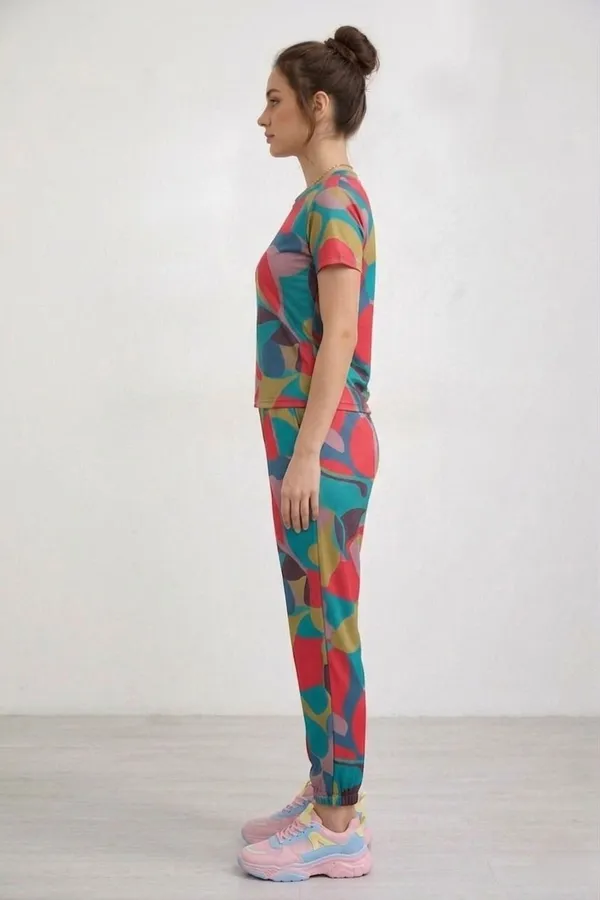 Multicolor_Premium_And_Elegant_Polyester_Top_And_Pyjama_Set_For_Women