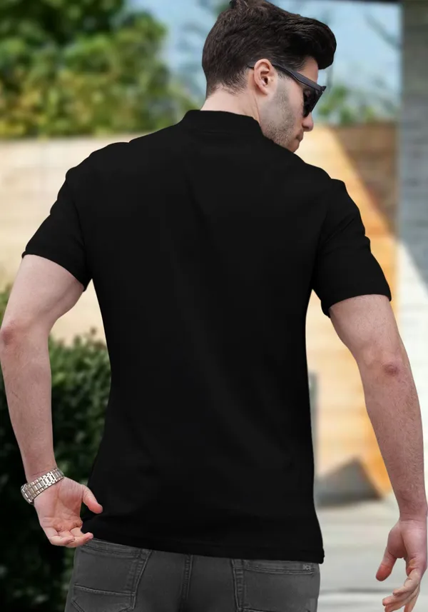 Black_Premium_And_Elegant_Polyester_T-Shirt_For_Men