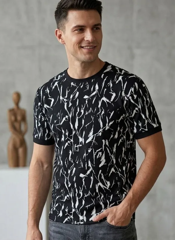Black_And_White_Premium_And_Elegant_Polyester_T-Shirt_For_Men_Pack_Of_2