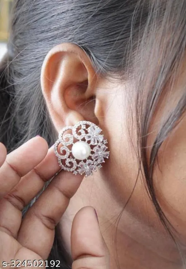 Casual_Earrings_Studs