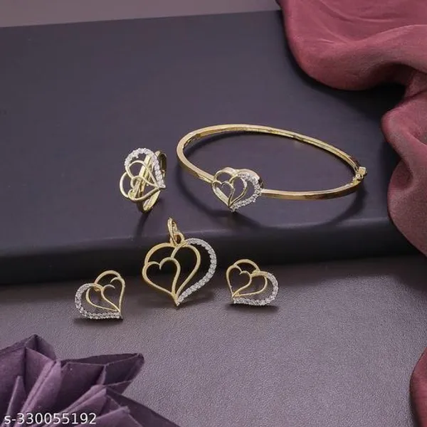 Twinkling_Glittering_Pendants_Lockets