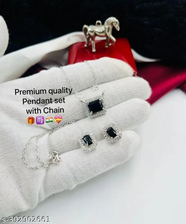 New_Sizzling_Chunky_Chian_Pendants