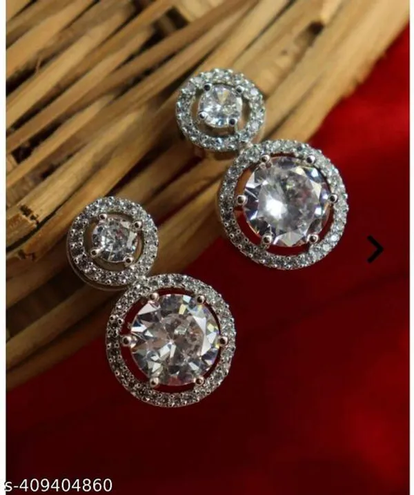 Silver_Unique_Earrings_Studs_With_Maangtika