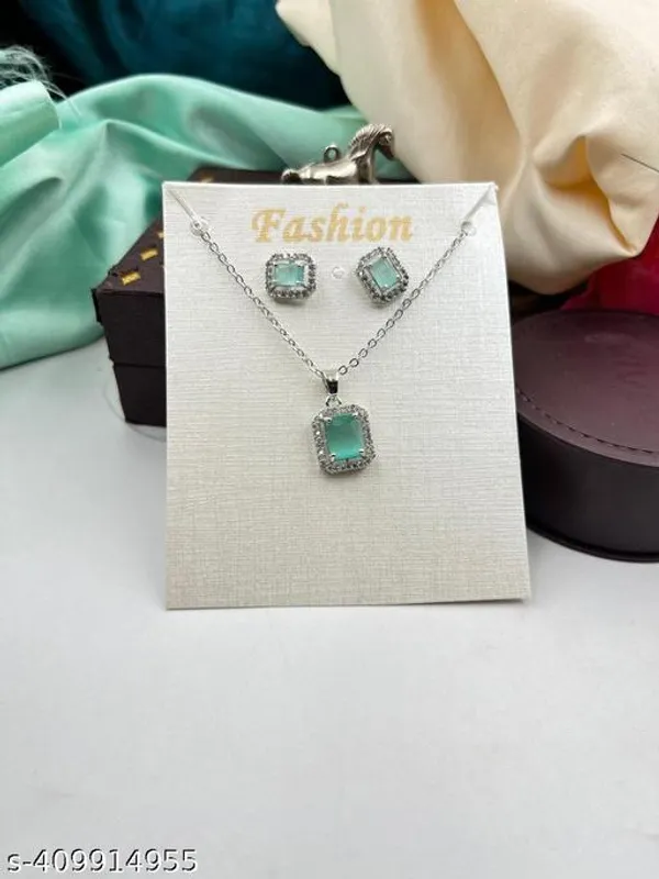 New_Sizzling_Chunky_Chian_Pendants