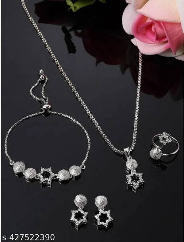 New_Allure_Charming_Pendants_Lockets