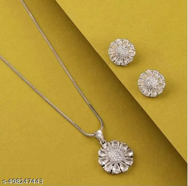 New_Twinkling_Charming_Pendants_Lockets
