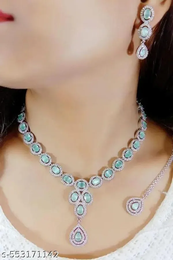 Women_S_Princess_Unique_Jewellery_Sets_With_Tikka