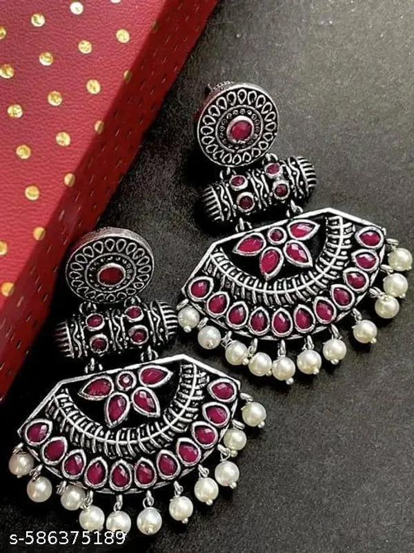 Stylish_Ethnic_Oxidised_Earrings_With_Pearl_Floral_Motifs