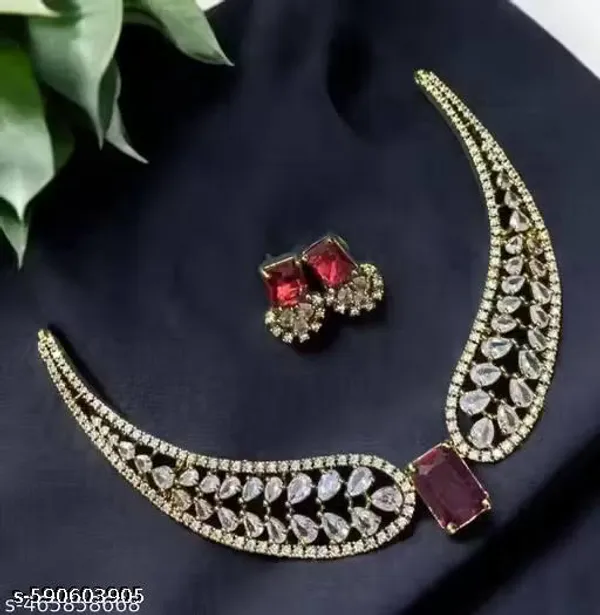 Bridal_Mehandi_Polish_Necklace_With_Matching_Earrings_Ad_Stones_Mehandi_Polish