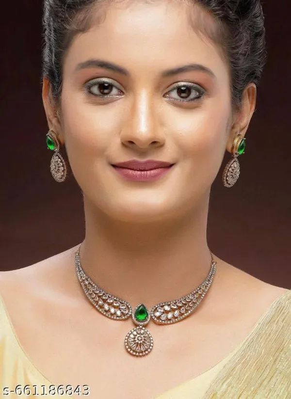 New_Twinkling_Chunky_Neckless