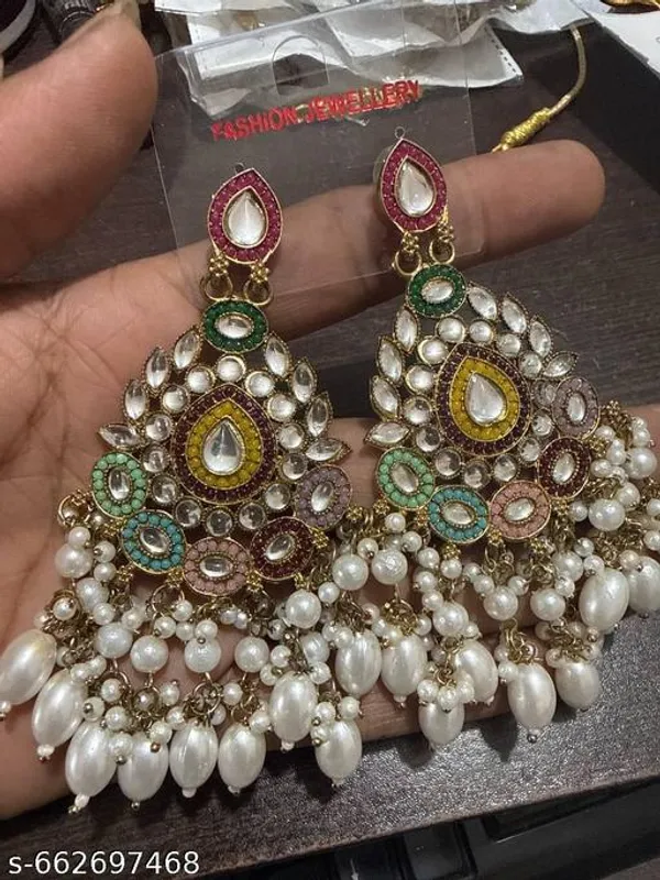 Stylish_Kundan_Pearl_Wedding_Earring_With_Kansher