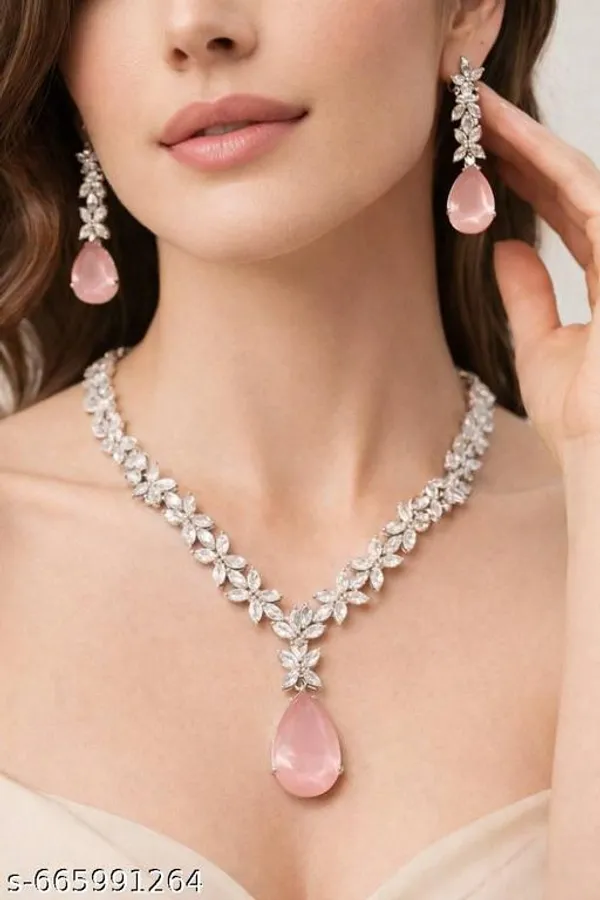 New_Twinkling_Chunky_Neckless