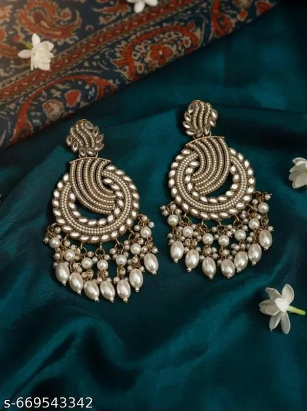 Stylish_Kundan_Pearl_Wedding_Earring
