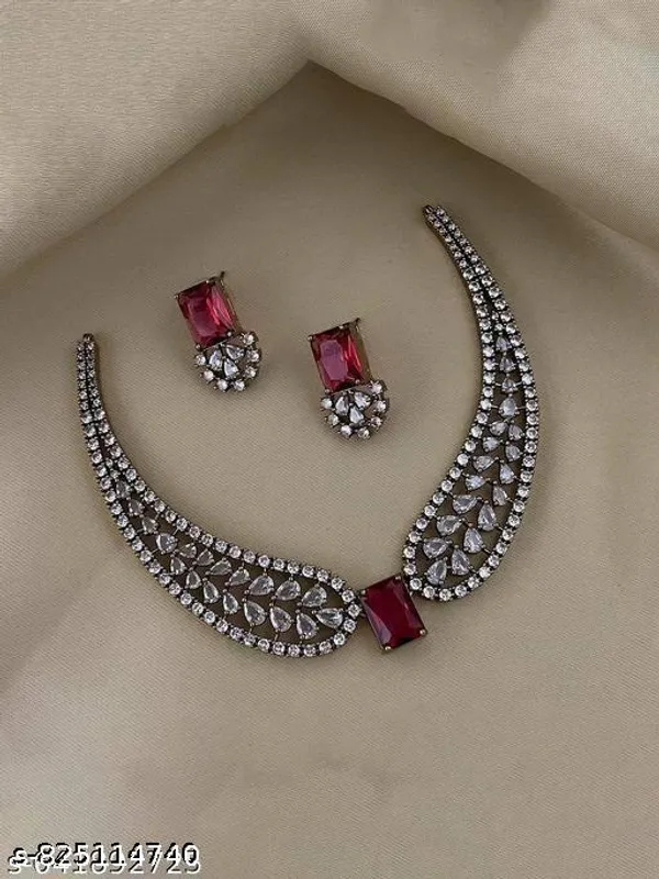 New_Twinkling_Chunky_Neckless